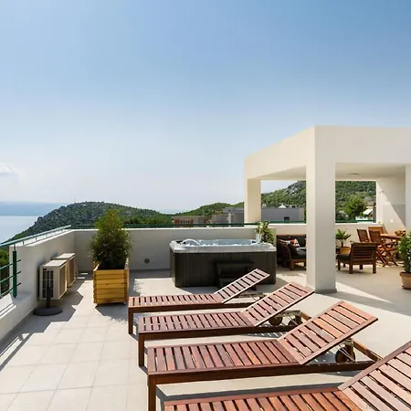 Ferienwohnung Mit Privat Pool Und Dachterrasse Mit Whirlpool Und Meerblick Apartamento *