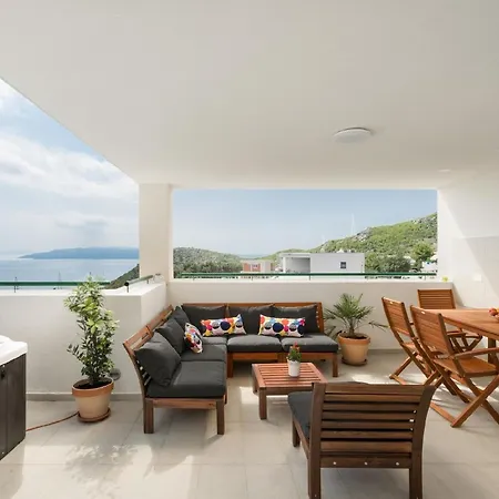 Ferienwohnung Mit Privat Pool Und Dachterrasse Mit Whirlpool Und Meerblick Apartamento *