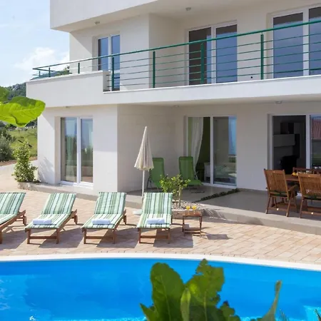 Apartamento Ferienwohnung Mit Privat Pool Und Dachterrasse Mit Whirlpool Und Meerblick *
